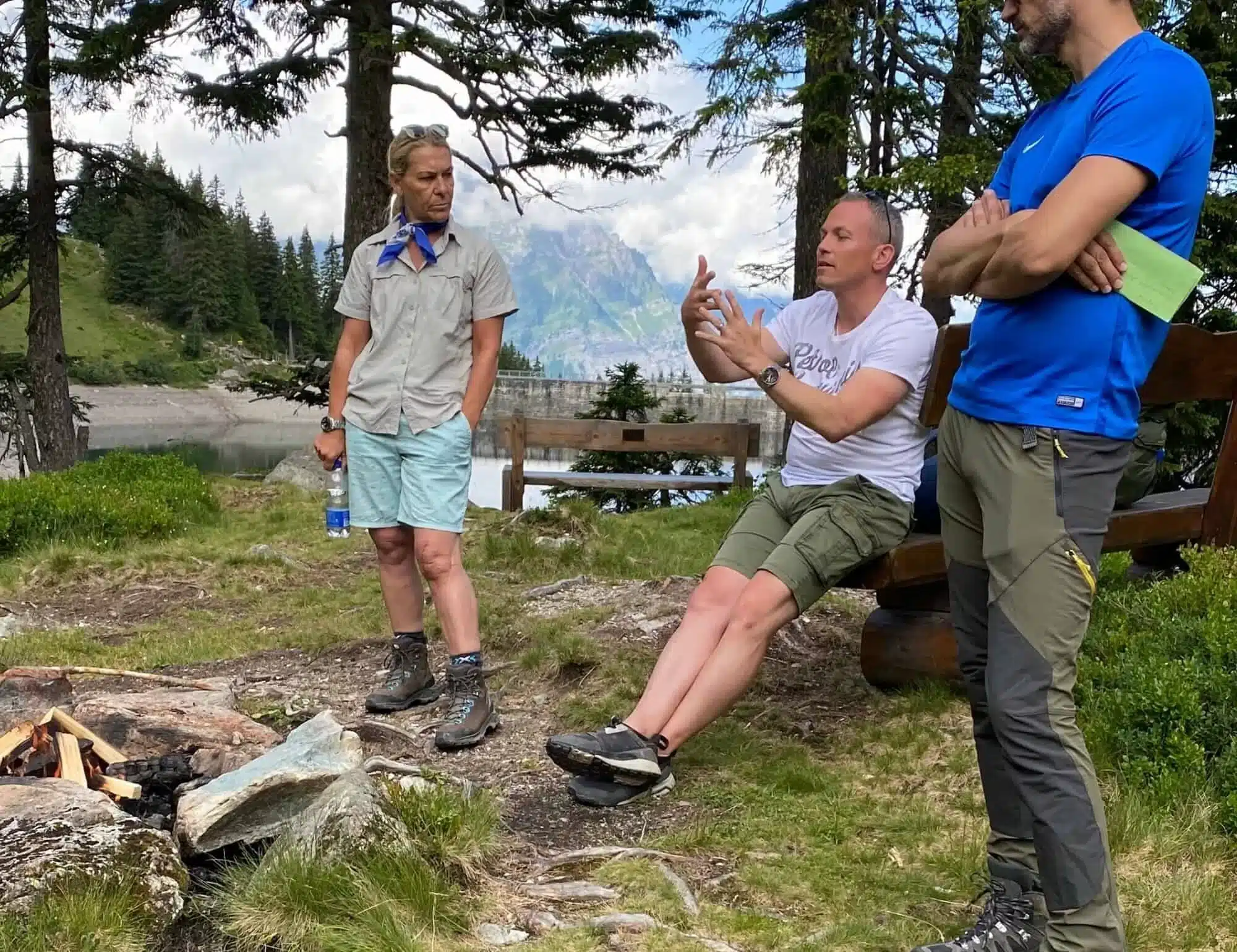 Coaching für Unternehmen Ob als #Team oder als #Unternehmung - gemeinsam Ziele erreichen mit #Business Coaching von #mycoaching2go für mehr #Erfolg und mehr Zufriedenheit der Mitarbeitenden. #Führungspersonen und #Führungskräfte zeigen #Leadership. #Teamworkshop #Outdoor und in der #Natur für #Teamcoaching und #Teambuilding. Coaching für Unternehmen
